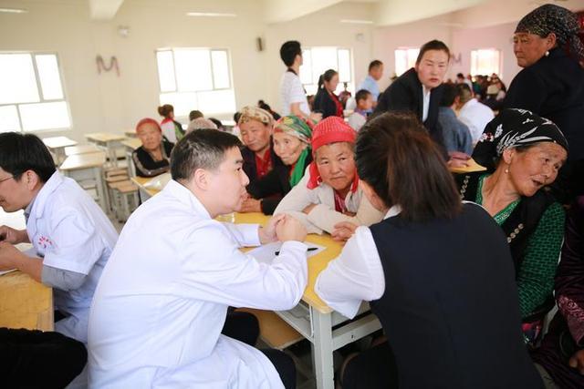 鍗冮噷閫佹俯鏆栫殑瑙嗛,鍗冮噷閫佹俯鏆栨叞闂殩浜哄績