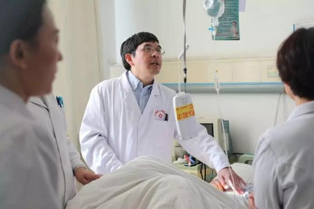 鍗冮噷閫佹俯鏆栫殑瑙嗛,鍗冮噷閫佹俯鏆栨叞闂殩浜哄績