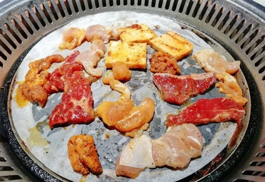 长沙最好吃的炭火烤肉,长沙地道湘派中式烤肉
