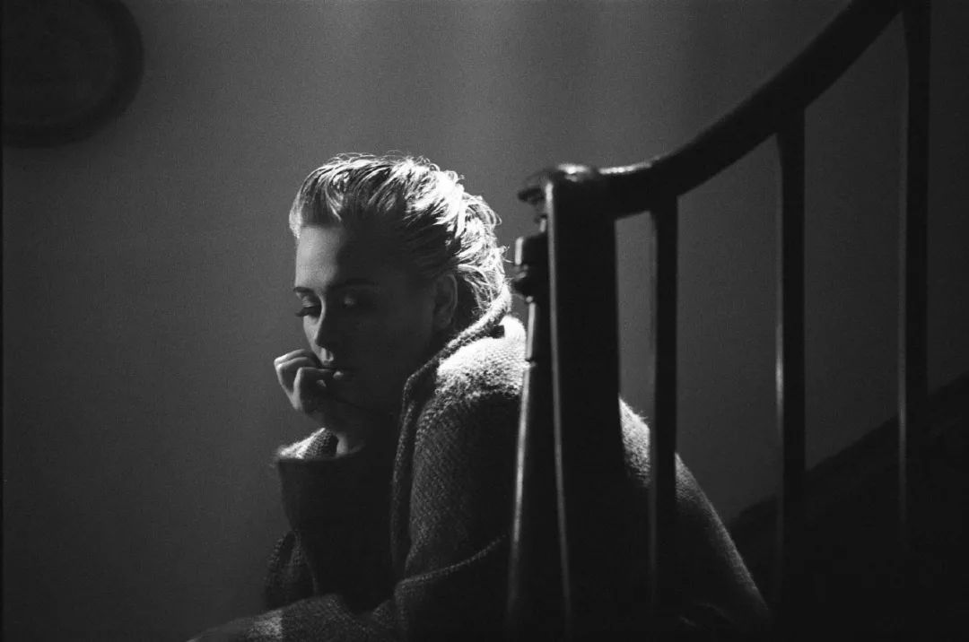 阿黛尔瘦身后多久能瘦,阿黛尔胖不胖