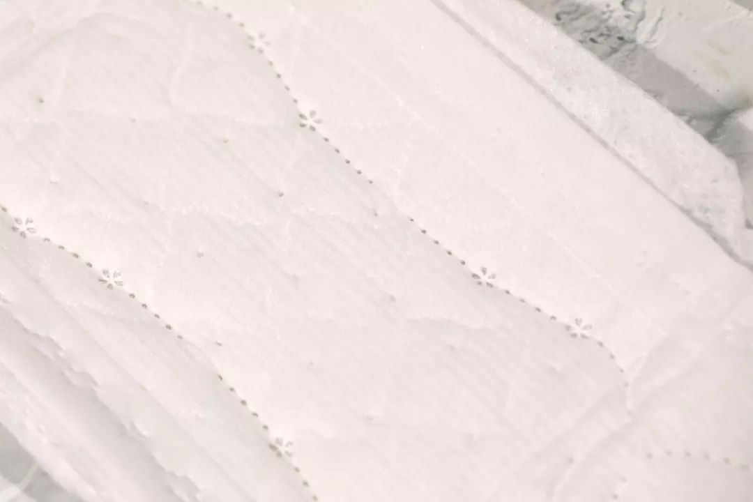 姨妈巾自测健康,卫生棉条为什么比姨妈巾好用