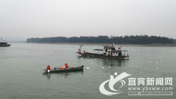 长江油船起火最新消息,长江口油船着火