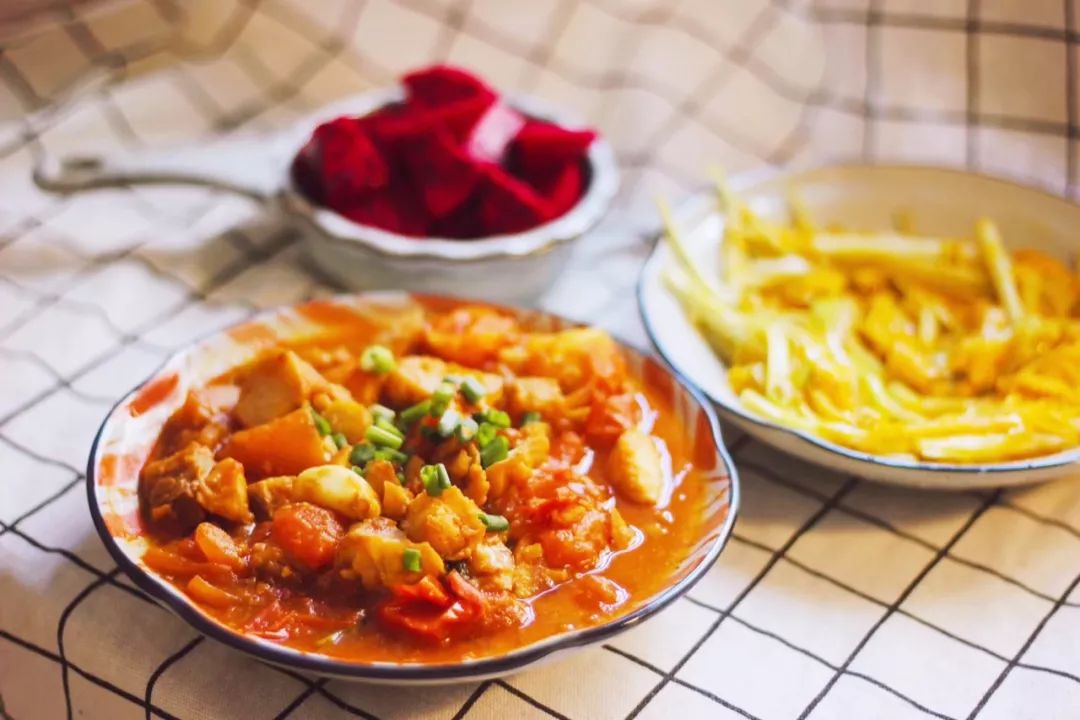 会自己做饭的锅,会自己做菜的锅