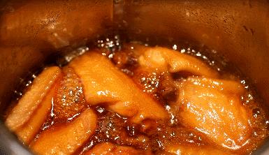 会自己做饭的锅,会自己做菜的锅