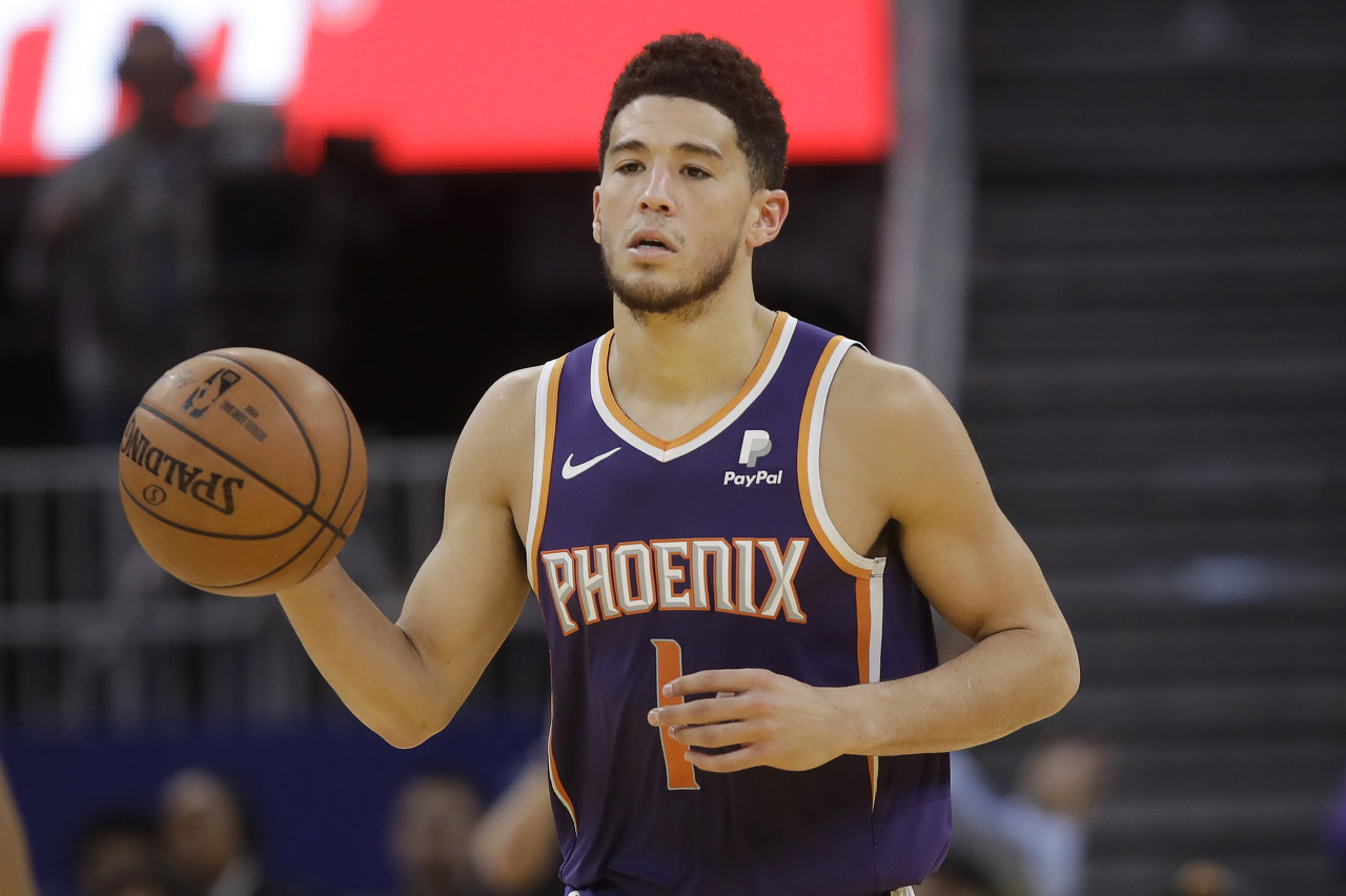 布克评选为第一分卫,布克评选历史前五名