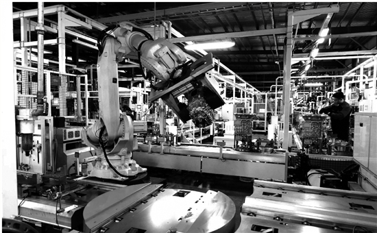 汽车强国梦的坚守者万里扬：寒冬中奏响逆势上扬之歌