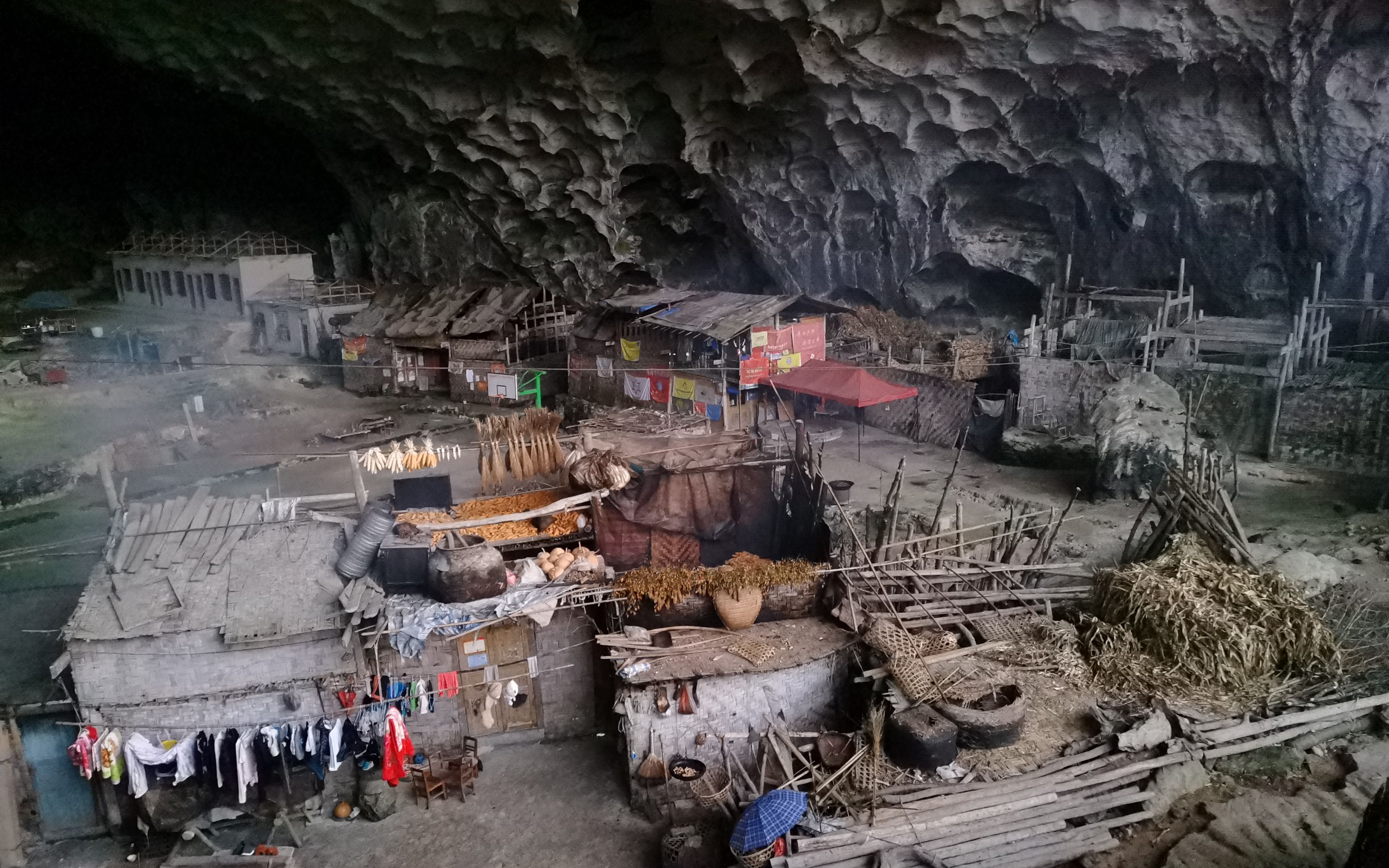 五代穴居人，一场遗世梦