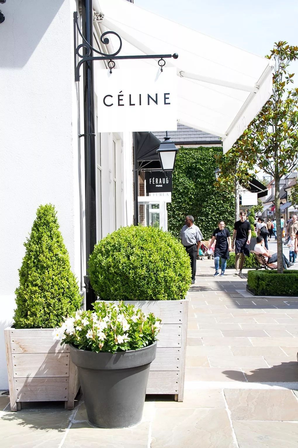 奥特莱斯吃美食,奥特莱斯为何那么火