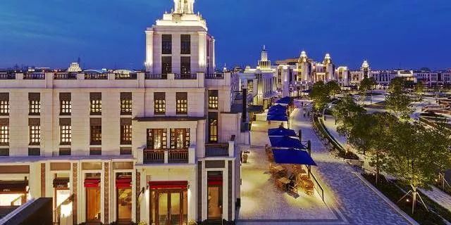 奥特莱斯吃美食,奥特莱斯为何那么火