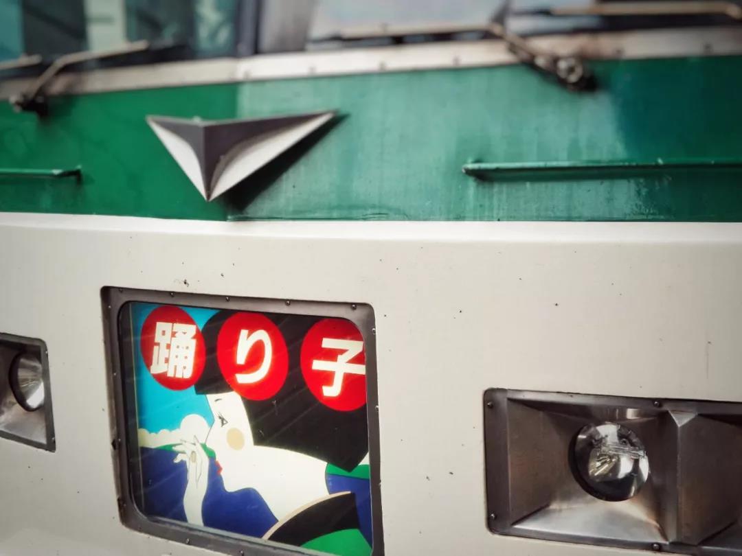 小语种最吃香的6大专业,小语种真的冷门了吗