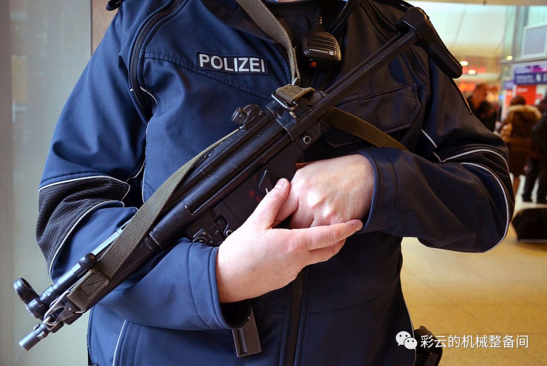 ump所有冲锋枪,ump枪的缺陷