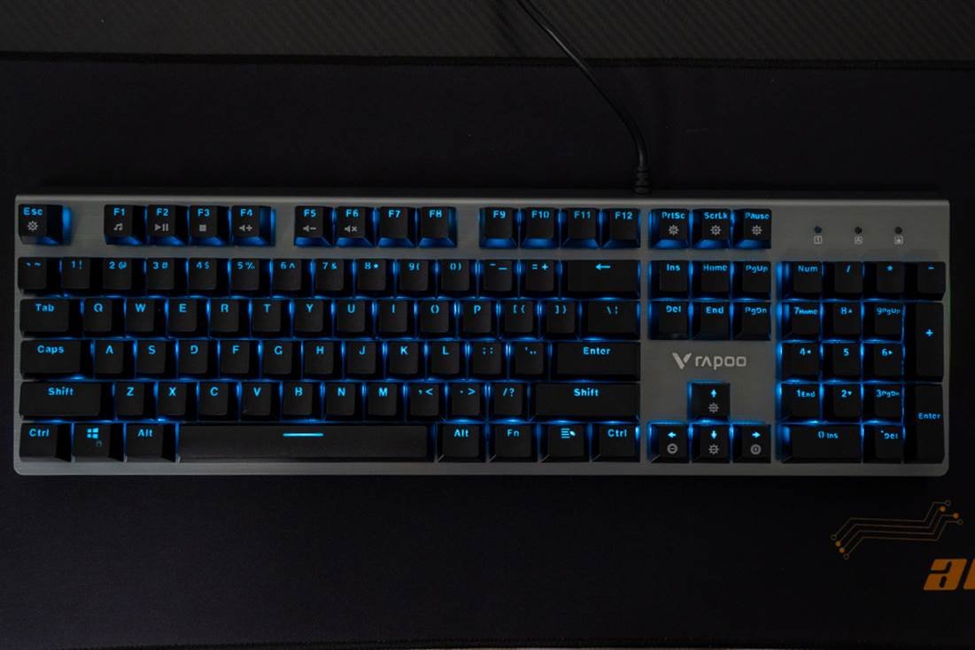 雷柏v530有彩色键盘灯光吗,雷柏v530是热拔轴的吗