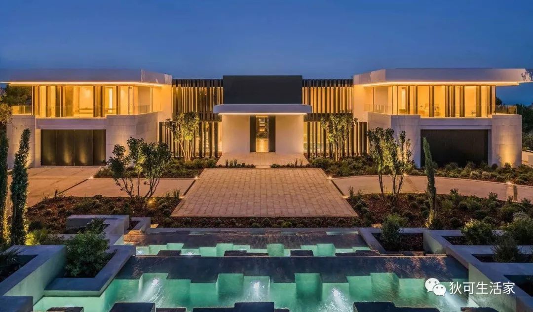 精英律师入职,精英律师来到现场