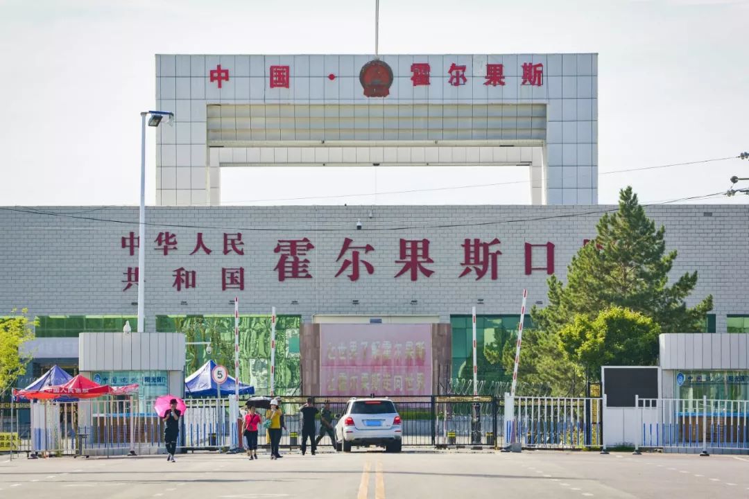 5000公里的国家,5000公里外看地球