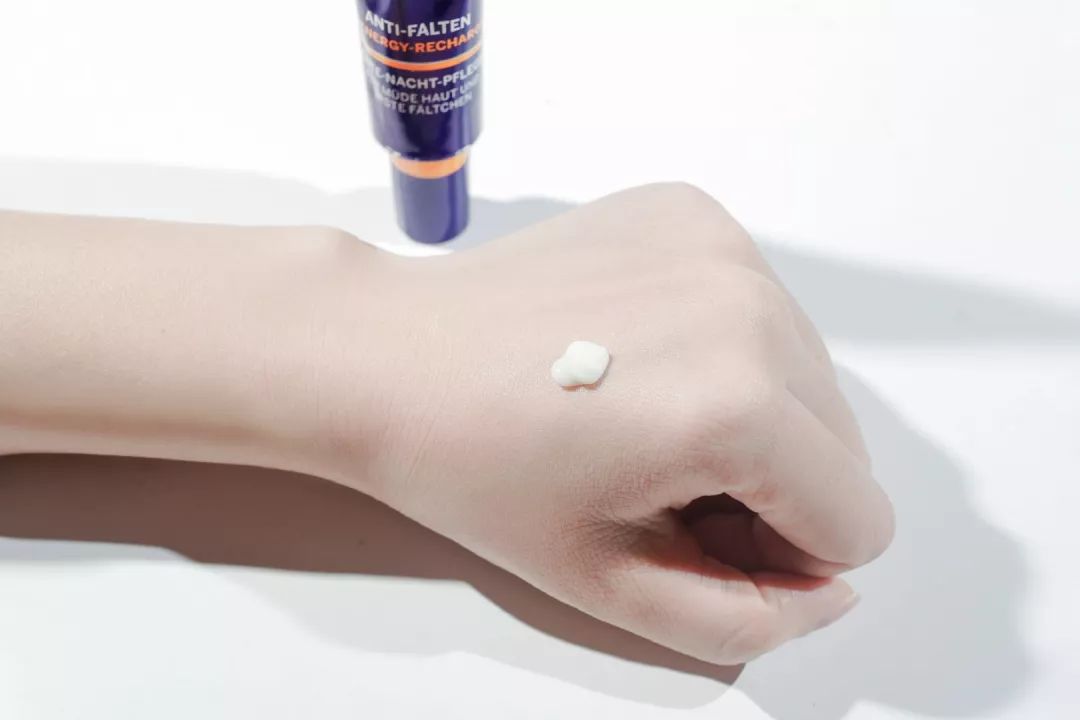 妮维雅（NIVEA）Q10晚安霜男人都爱，是女人怎能不爱？