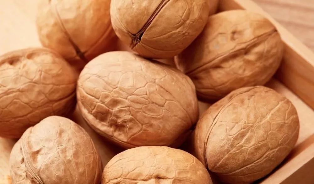 年货坚果果干,年货大礼包干果坚果