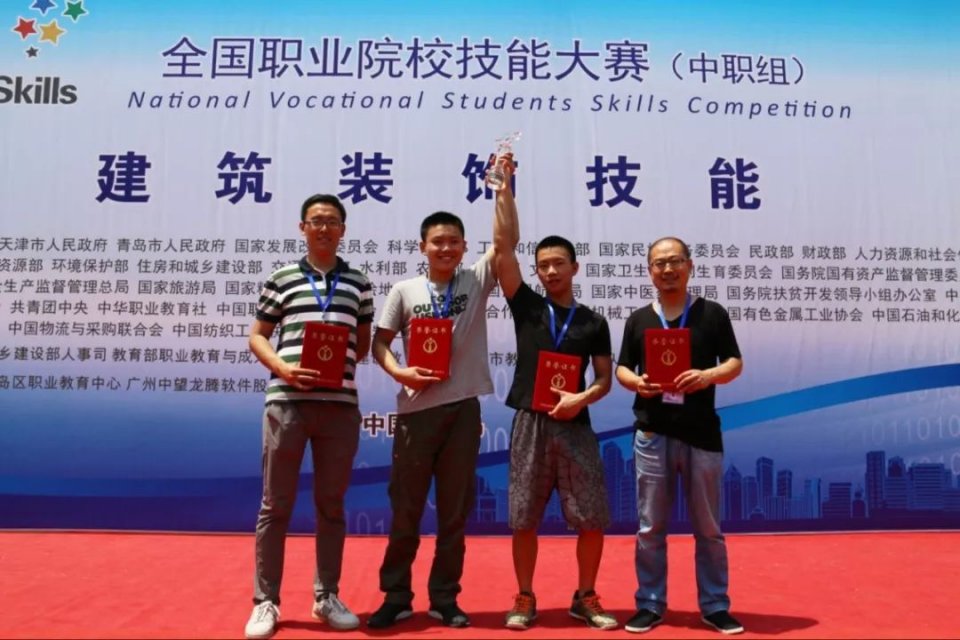 潍坊商业学校3+2录取分数线,山东潍坊商业学校2021招生计划