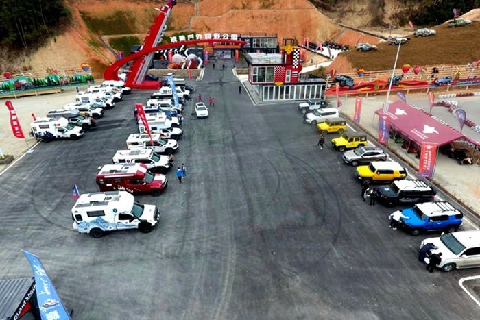 旅美速腾d-max激情者四驱越野房车,旅美速腾房车俱乐部穿越无人区