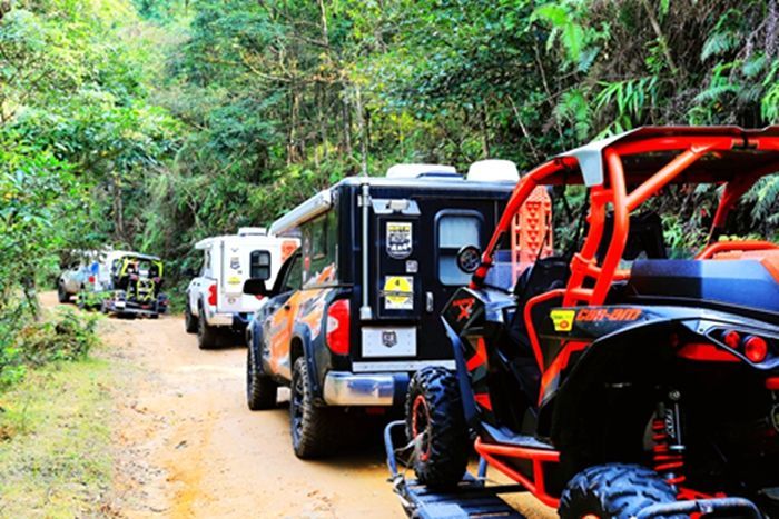 旅美速腾d-max激情者四驱越野房车,旅美速腾房车俱乐部穿越无人区