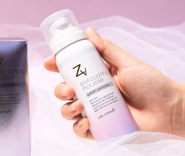 柔嫩抛光|脸上搓出3斤泥!难怪又黄又暗又黑头!10秒给脸蛋“剥壳”,厉害