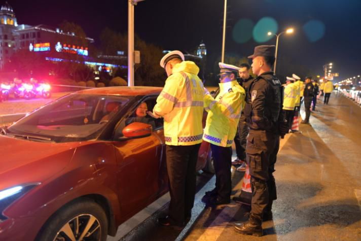 老百姓对公安行政执法满意度,群众看公安关键看执法