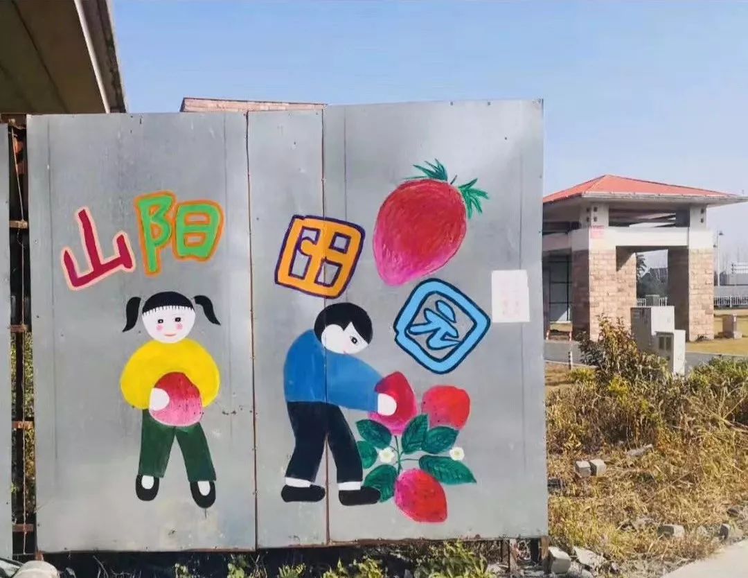 最便宜的草莓采摘方法,草莓采摘攻略怎样摘下来