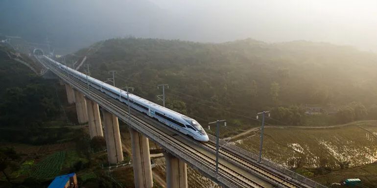 广铁集团实施电子客票,广铁可以凭电子票进出站吗