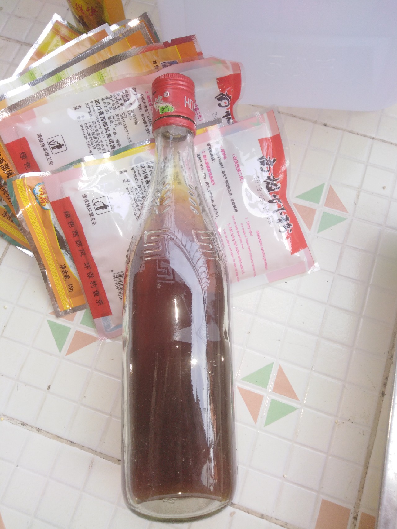 酒米鲫鱼窝料的自制配方视频,鲫鱼酒米窝料自制配方