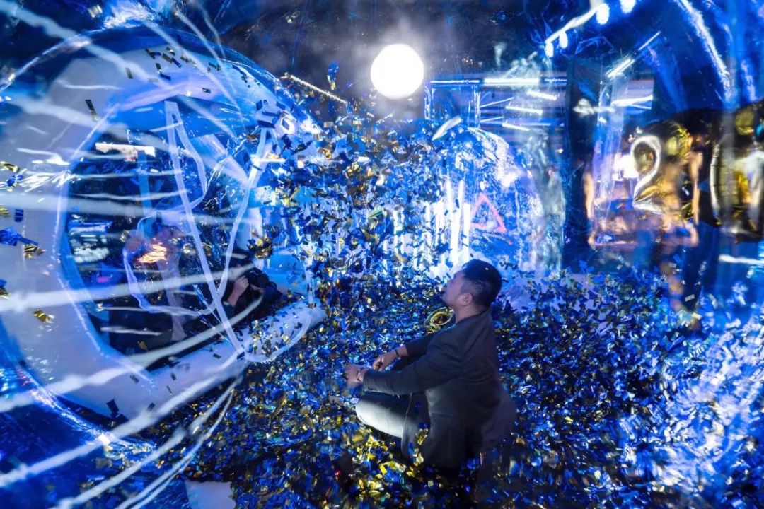 这些名流明星办的派对,也太惊人了吧