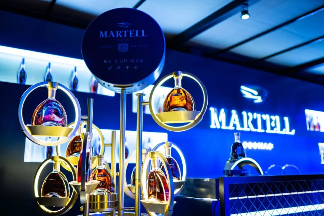 这些名流明星办的派对,也太惊人了吧