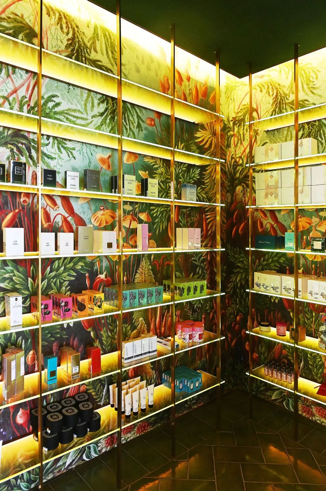 怎样运营一家网红店,如何对待网红经济理性消费的措施