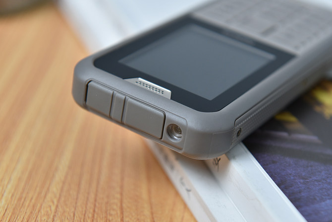 诺基亚三防手机nokia800功能,nokia800详细评测