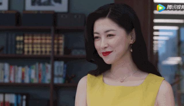 连续8年蝉联全球最美100人，35岁性感*物尤**凭美胸翻红，网友：我就是馋她身子