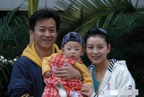 55岁朱军照片,55岁朱军图片