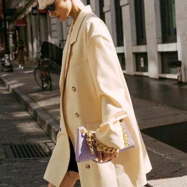 美人计|包越买越小，以后气垫也要买超薄