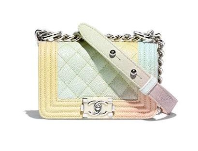 美人计|包越买越小，以后气垫也要买超薄