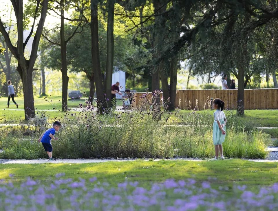 西秀区武当路虹山湖市民公园,安顺虹山湖市民公园