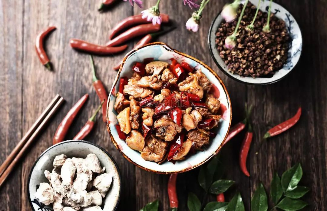 吃过10个算我输！本地人盖戳的年货清单揭秘