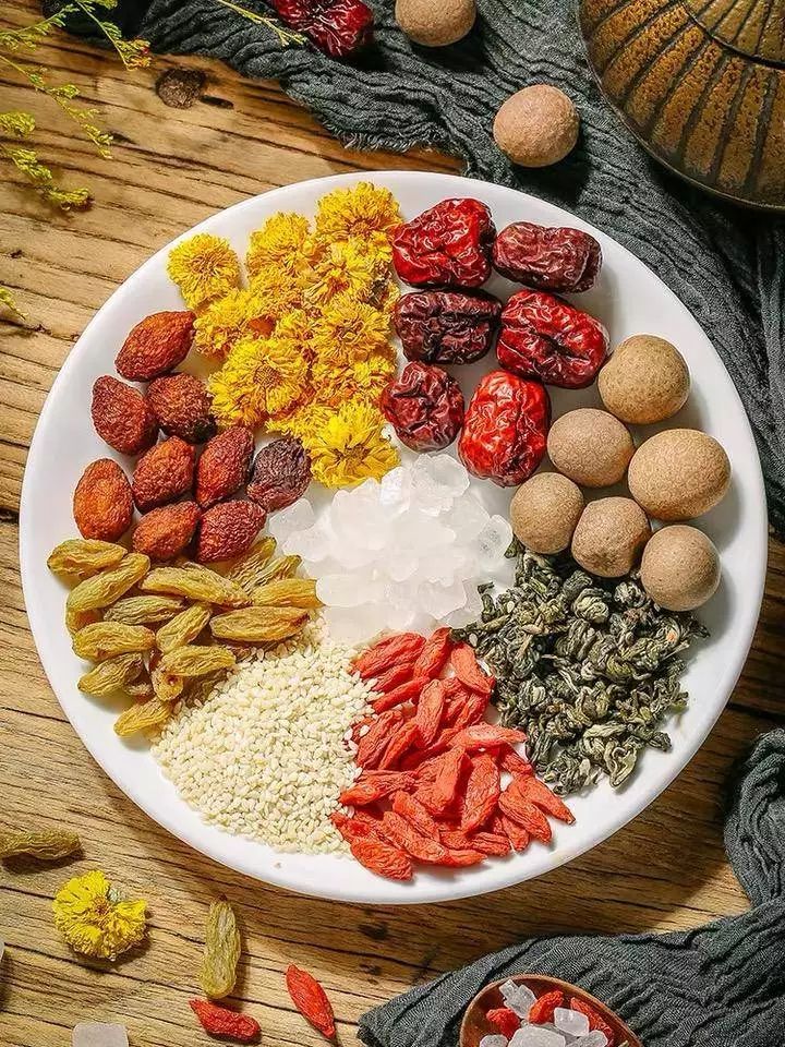 吃过10个算我输！本地人盖戳的年货清单揭秘