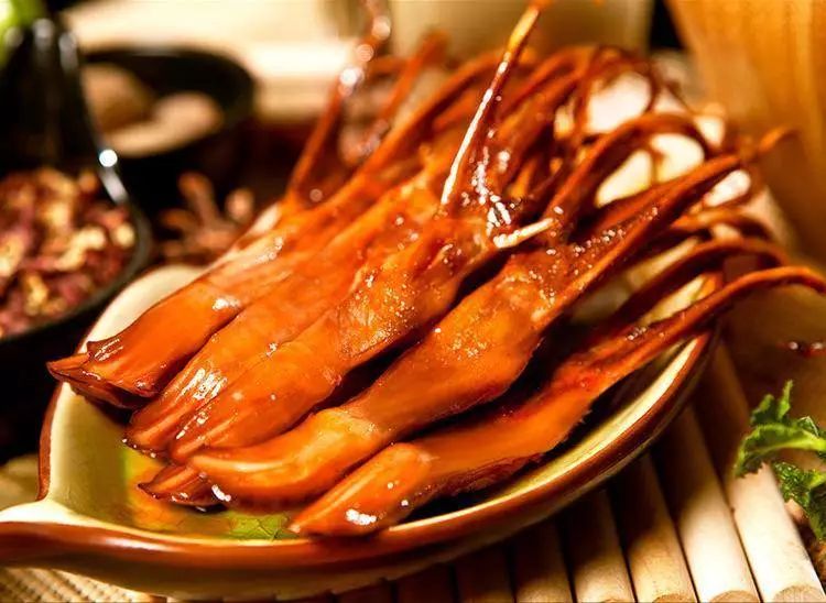 吃过10个算我输！本地人盖戳的年货清单揭秘