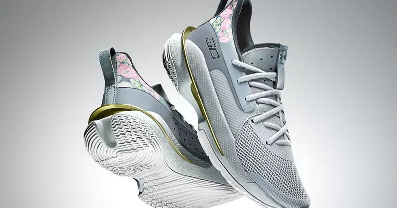 恨不得给全家都买一件！库里花卉战靴上架，官网强势优惠开启