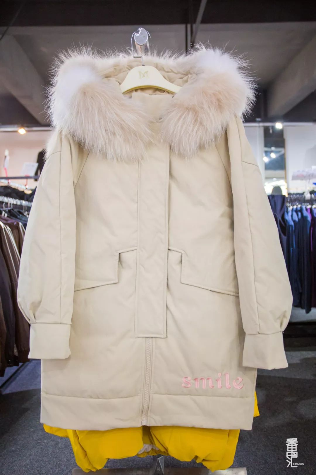 仅6天！南村服装厂特卖会开抢，卫衣100元3件！羽绒买一送一