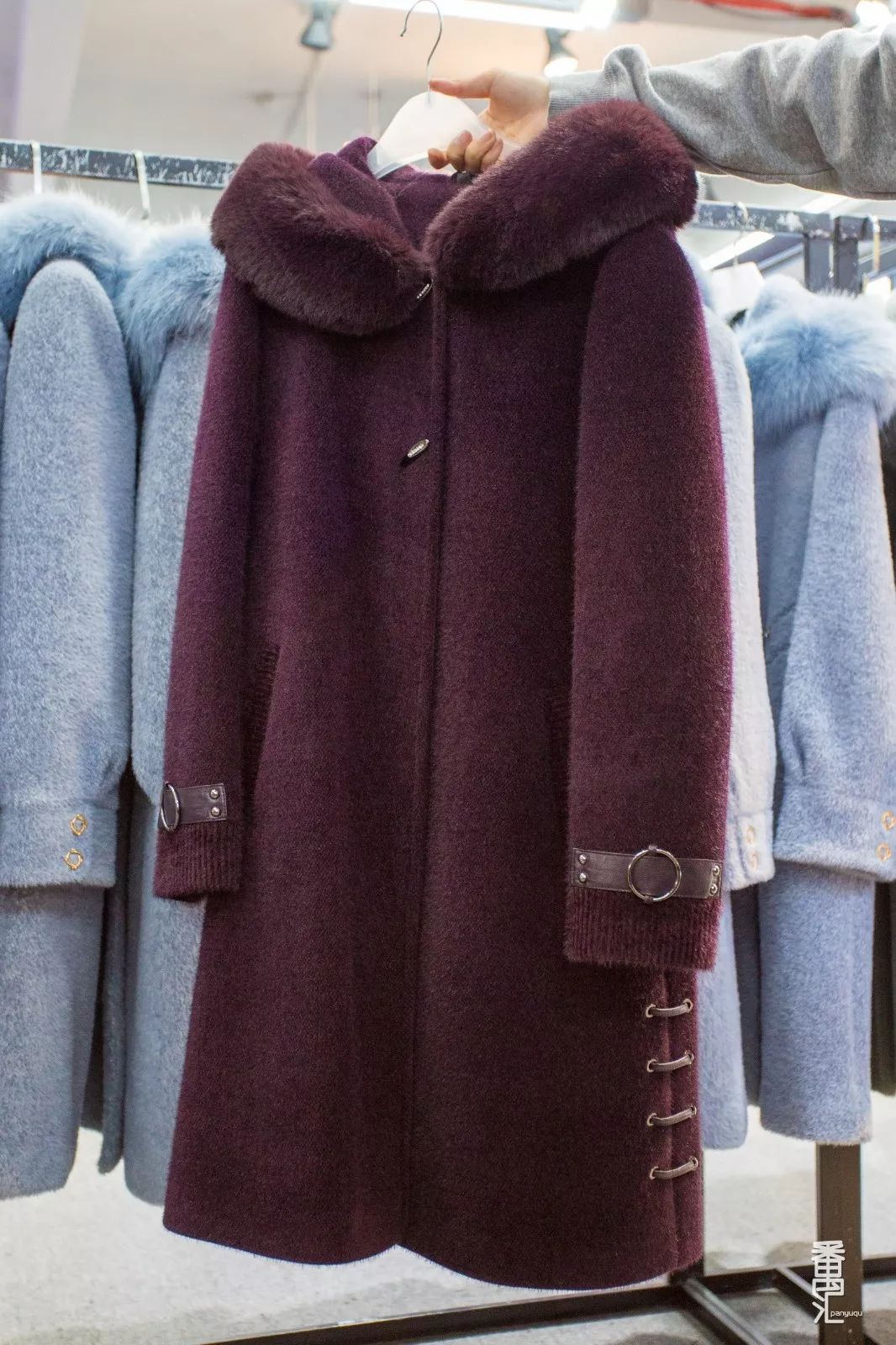 仅6天！南村服装厂特卖会开抢，卫衣100元3件！羽绒买一送一