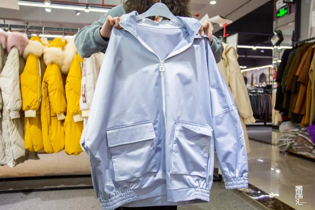 仅6天！南村服装厂特卖会开抢，卫衣100元3件！羽绒买一送一