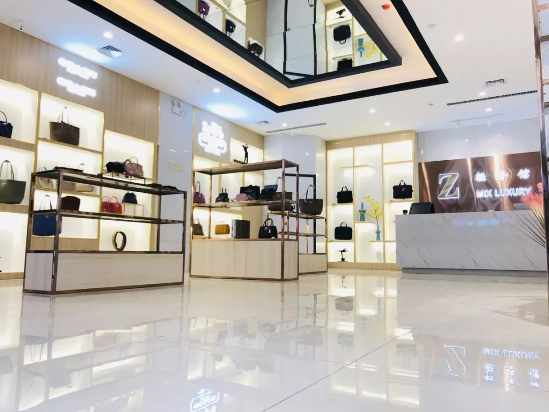 月色初现，碧源匠心之作，惠济区月湖广场缔造女性品质生活新篇章