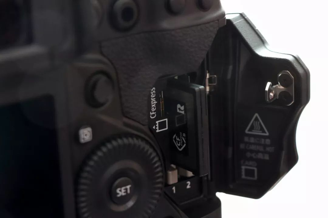 攒钱吧!最强的EOS来了