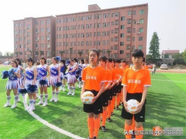 益阳十四中学足球队,益阳市十四中学女子足球队