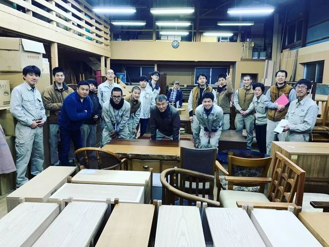 8年不许用手机、不许谈恋爱，他痛骂过的60个光头后来都成了日本大师...