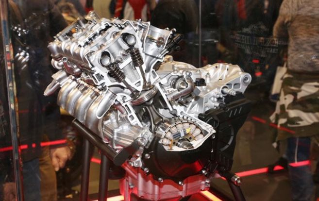 本田cbr1000rr和cbr1000rr-r对比,cbr1000rr和3r