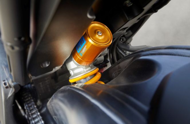 本田cbr1000rr和cbr1000rr-r对比,cbr1000rr和3r